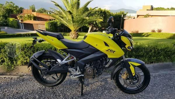 Motocicleta Pulsar NS 200 -16