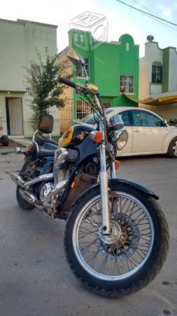 Honda shadow 600cc -97