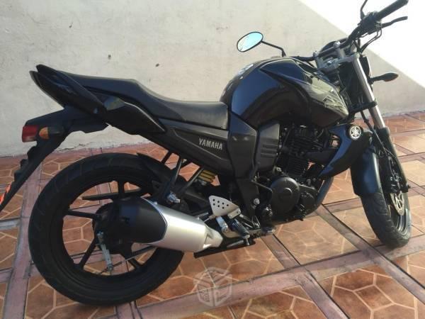 Yamaha fz moto cuidada -14