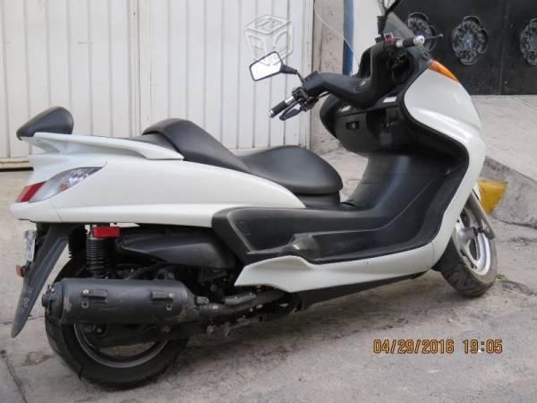 Scooter yamaha -08