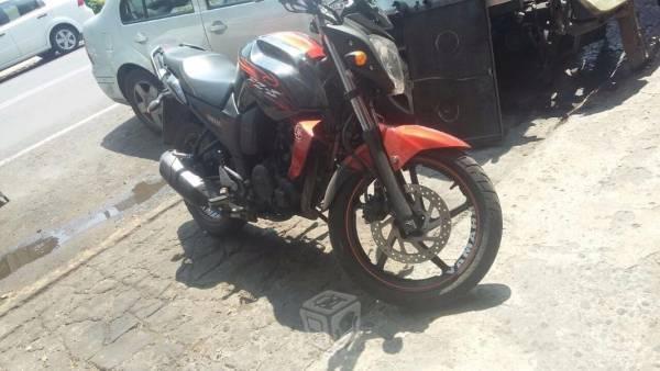 Fz-s en excelente estado