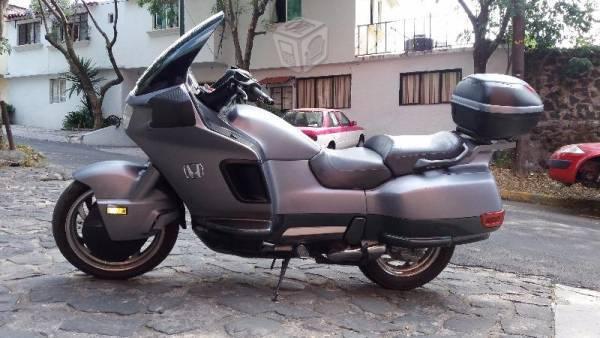 Motocicleta Honda 800 Viajera -94