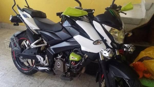 Pulsar 200NS