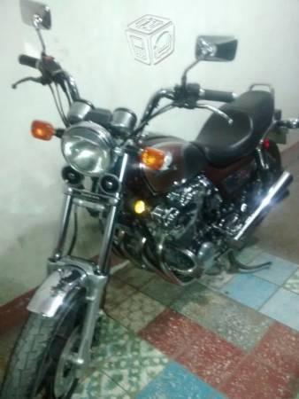 Moto Honda CB 83