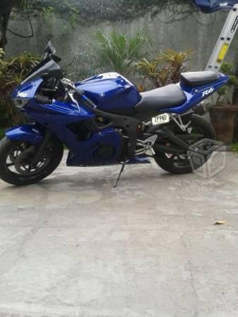 Super buen estado - Yamaha R6 - -04