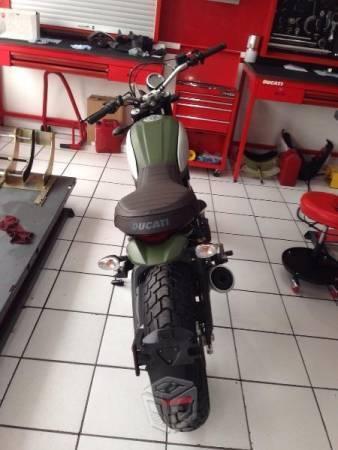 Ducati Scrambler 800cc -15