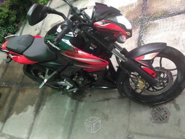 Bajaj pulsar 200 ns -15