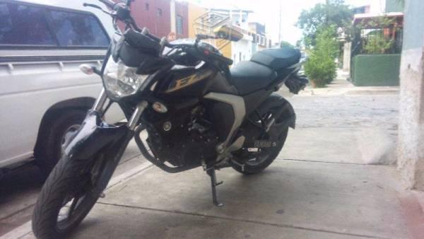 YAMAHA FZ 2.0 POSIBLE CAMBIO -16