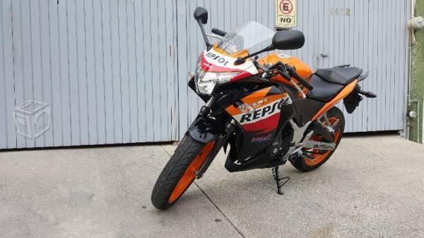 Honda CBR 250R Repsol Edition -15