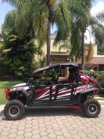 Rzr 4 plazas 900