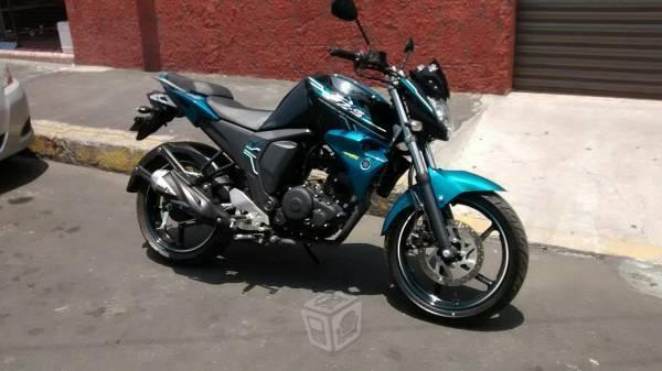 Yamaha fzs blue core -16