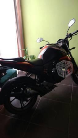 Fzs yamaha 2.0 seminueva