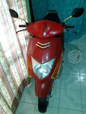 Motoneta, honda beat -05