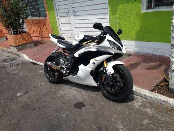 Yamaha R6r -09