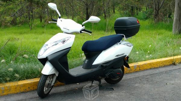 Motocicleta honda cruising 125cc