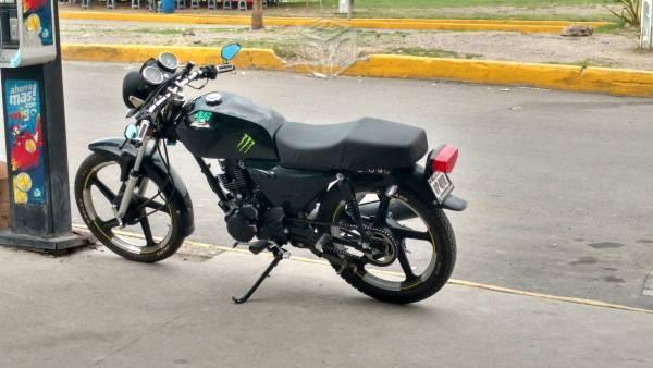 Motocicleta 150cc año v/c -15