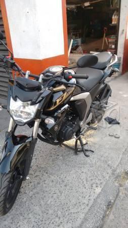 motocicleta yamaha fz version 2.0 -16