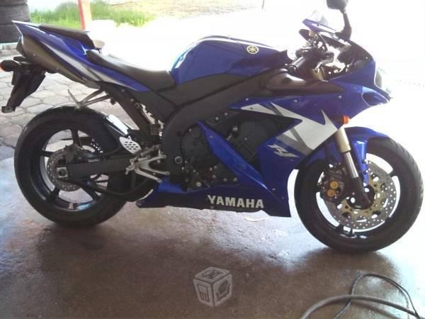 Yamaha R1 precio a tratar -05