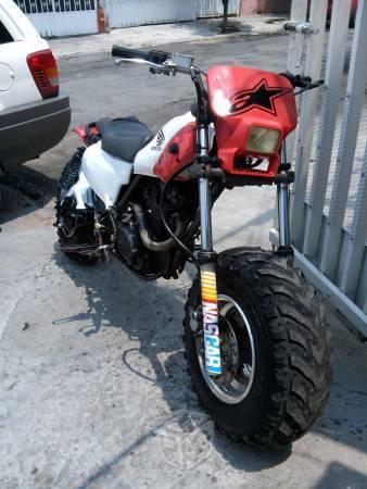 Honda todo terreno 200cc -83