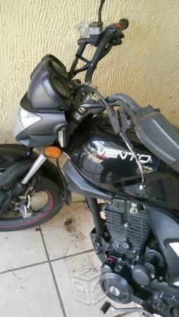 Motocicleta Vento -14