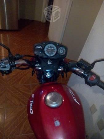 Motocicleta ITALIKA FT-150 -13