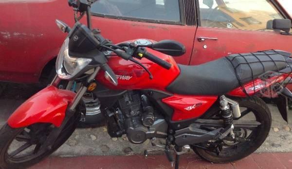 Keeway 200 cc -13