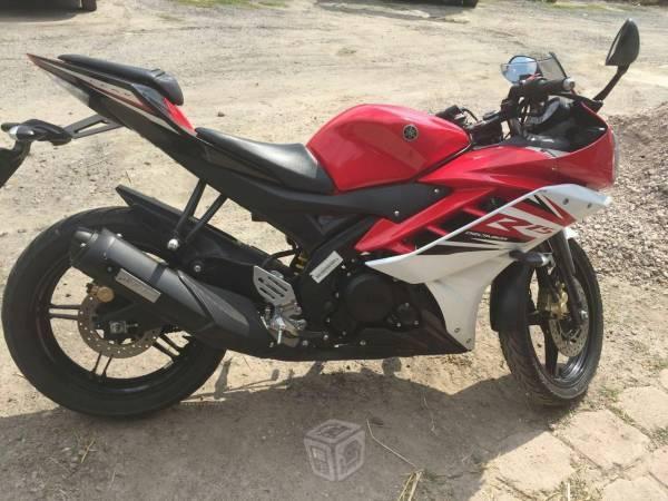 Yamaha R15 -15