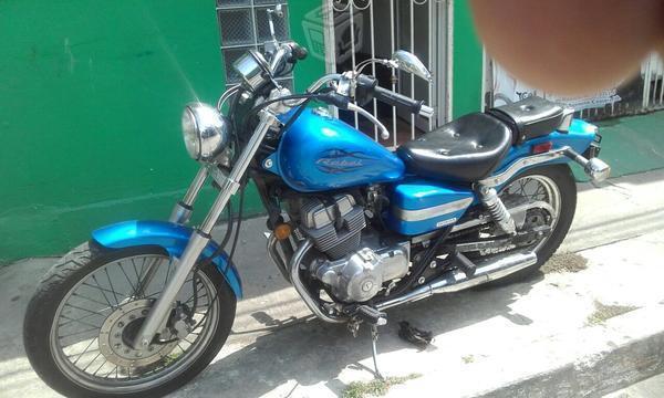 Motocicleta honda rebel 250 -09