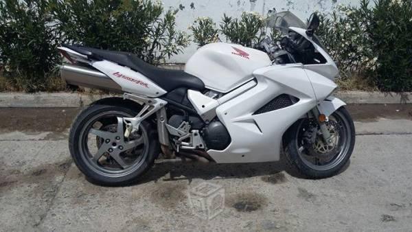 Honda interceptro vfr 800cc,nacional -06