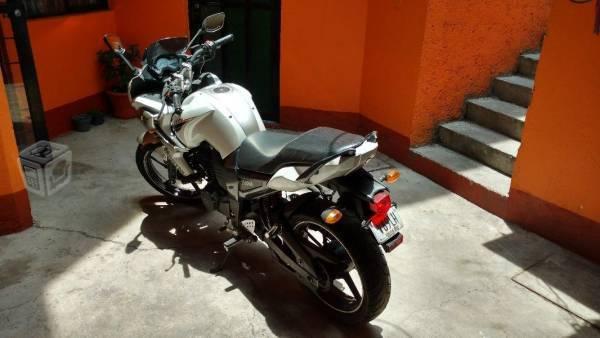 Yamaha Fazer 153 cc