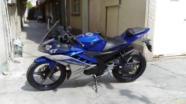 Yamaha r15 -16