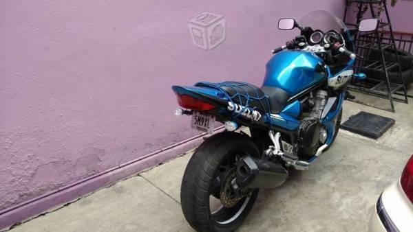 Suzuki bandit 1300cc -07