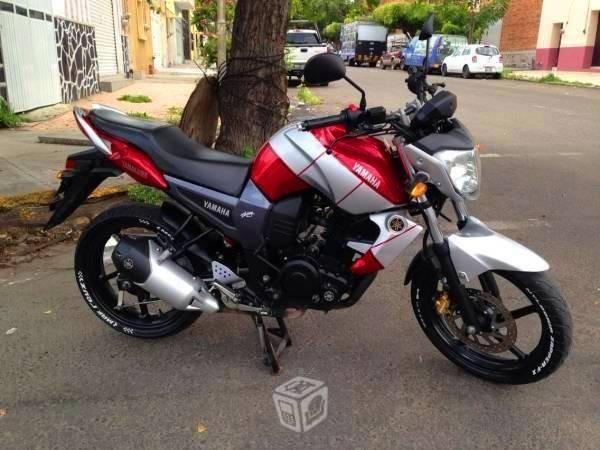 Yamaha fz edicion red silver -13