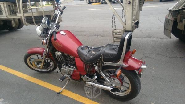 Vendo moto honda Shadow -85