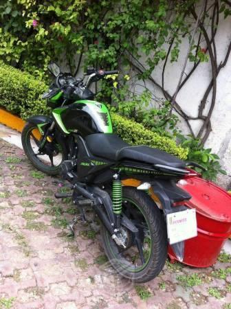 En venta moto italika