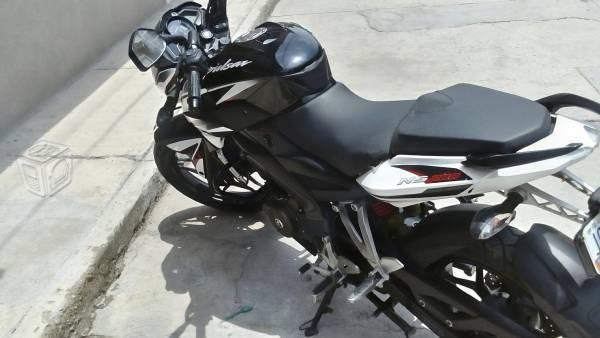 Bajaj pulsar como nueva -15