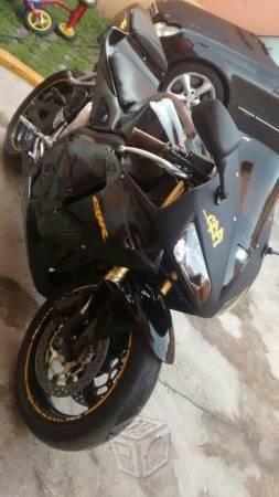 Honda cbr rr 600 -06