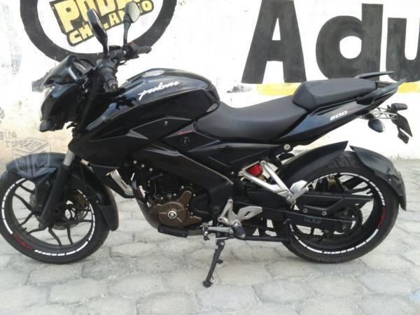 pulsar 200 ns seminueva