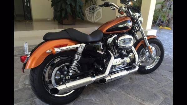 Harley Davidson Sportster Custom 1200 -16