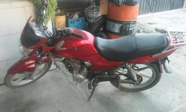 Moto Honda 125cc -07