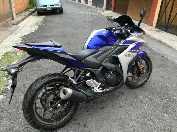 Yamaha R3// 320cc // R3 -15