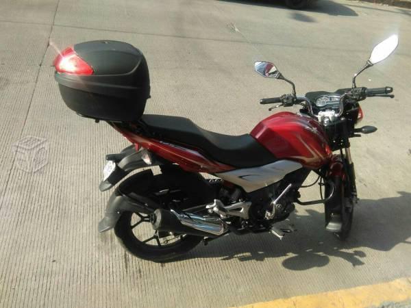 Motocicleta Bajaj Discover 125 -15