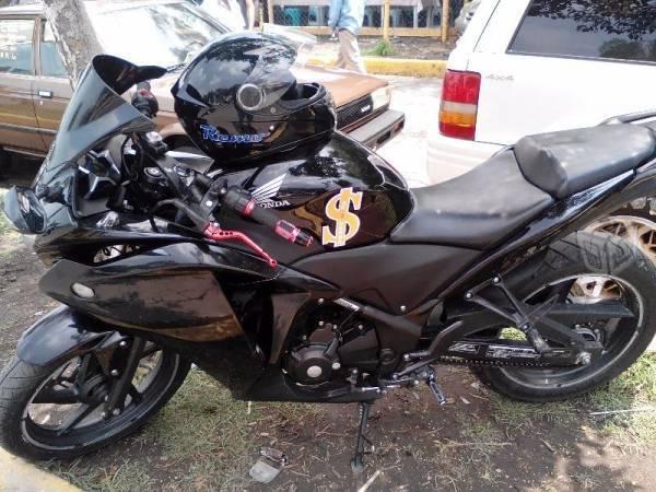 Honda CBR 250 -12