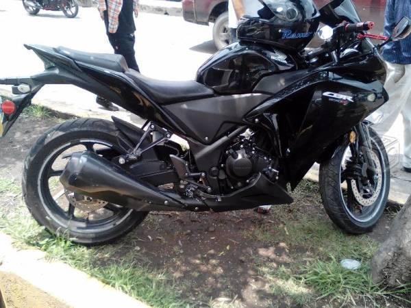 Honda CBR 250 -12