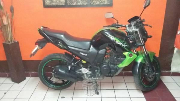 Venta o cambio moto fzs -13