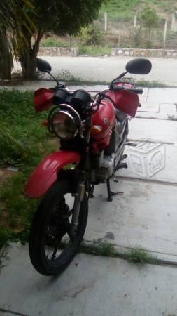 Motocicleta yamaha 125G -13