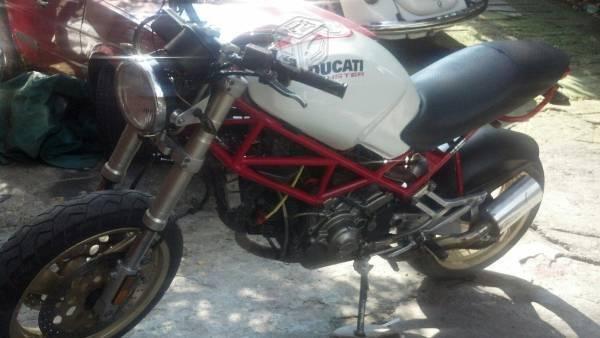 Ducati monster 900 -94