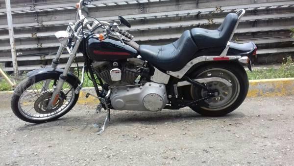 Harley softail custom 1600cc 6 vel -07