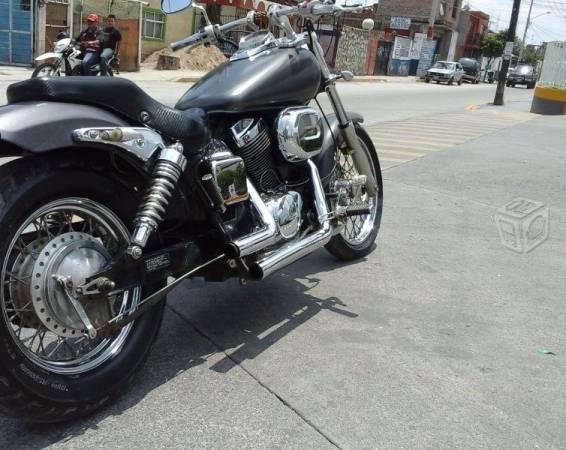 Honda shadow spirit 750 -06