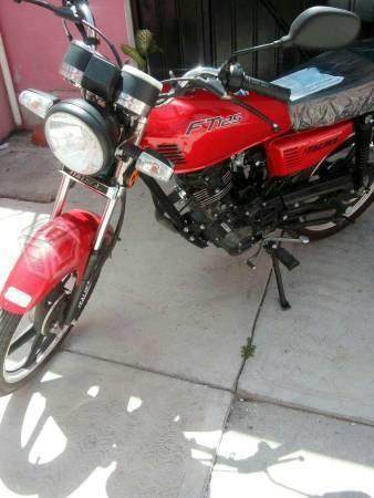 Motocicleta Italika ft 125 -16